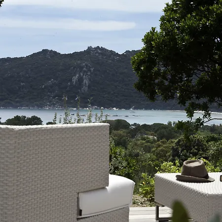 Domaine Santa Giulia Palace Semesterpark 4*