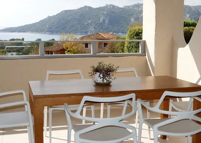 Prázdninový areál Domaine Santa Giulia Palace Porto-Vecchio (Corsica)