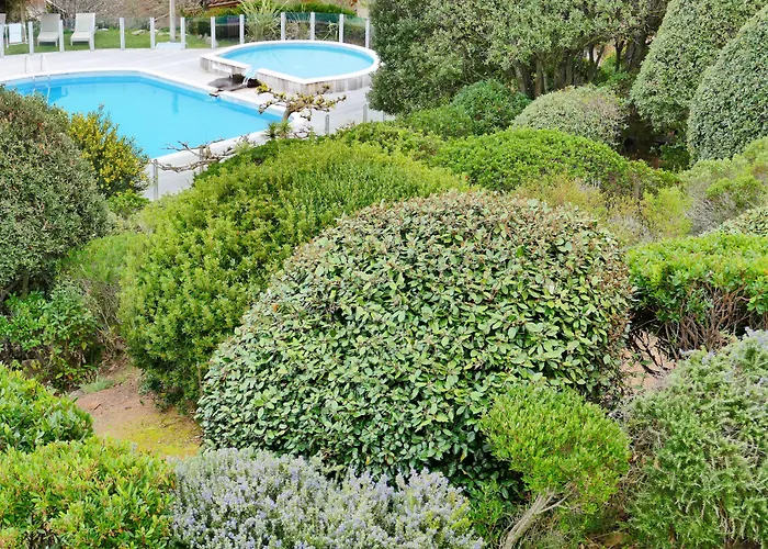 Prázdninový areál Domaine Santa Giulia Palace 4*