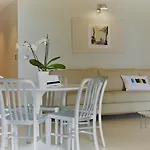 База отдыха Domaine Santa Giulia Palace 4*