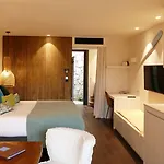 Domaine Santa Giulia Palace 4*