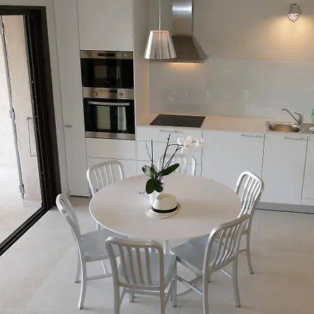 Domaine Santa Giulia Palace منتزه العطل بورتو فيكشْيو