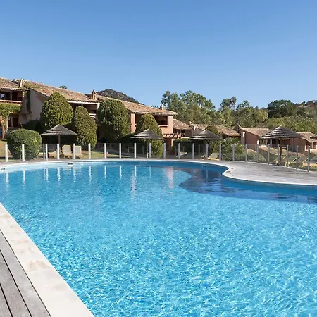 Domaine Santa Giulia Palace Ferienpark 4*